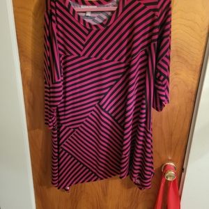 Woman Within shark bite tunic.Size 18/20